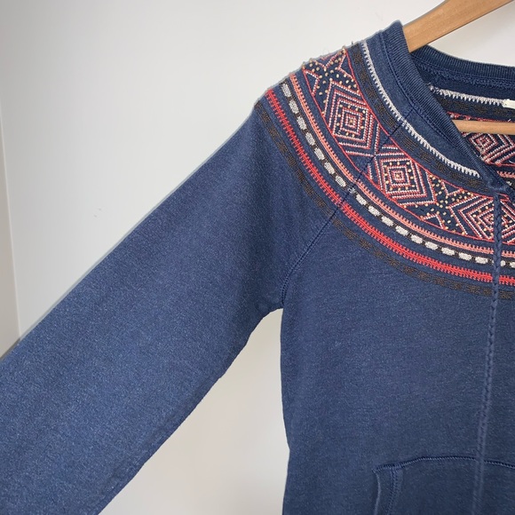 Lucky Brand Embroidered Crew Pouch Sweatshirt - XS - Picture 6 of 6